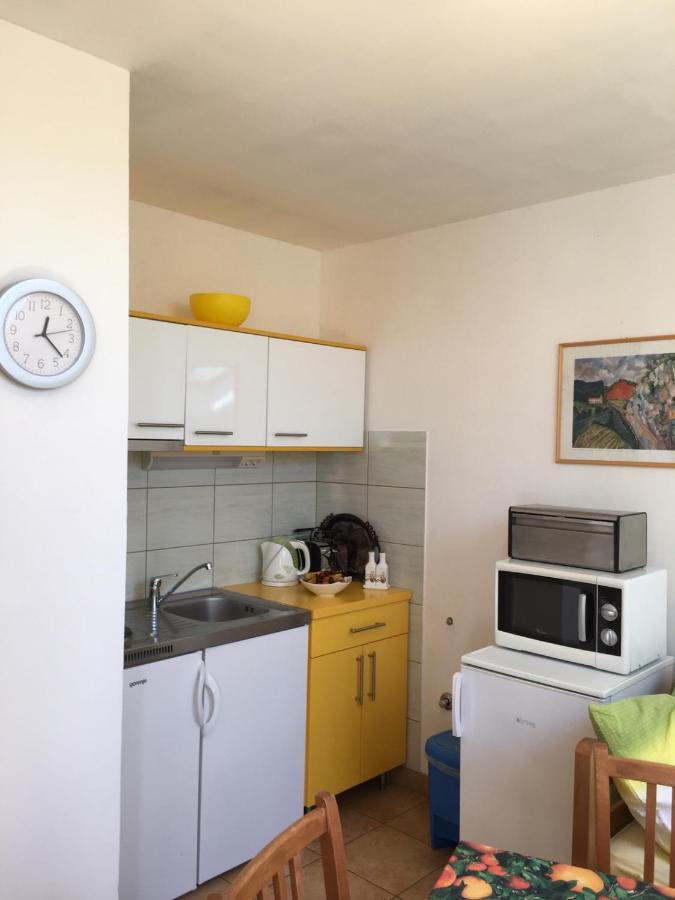 Apartment Gotovina 비오그라드나모루 외부 사진