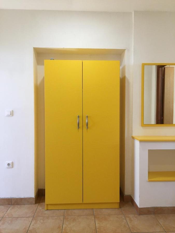 Apartment Gotovina 비오그라드나모루 외부 사진