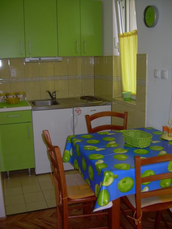 Apartment Gotovina 비오그라드나모루 객실 사진
