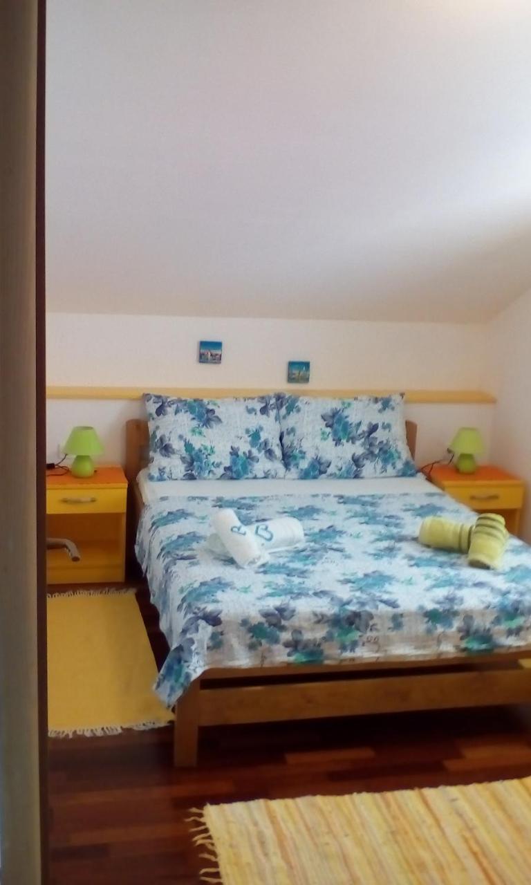 Apartment Gotovina 비오그라드나모루 외부 사진