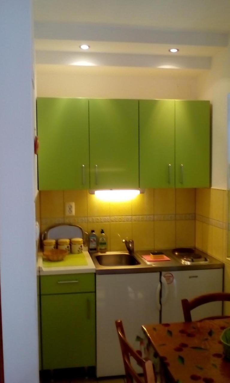 Apartment Gotovina 비오그라드나모루 외부 사진