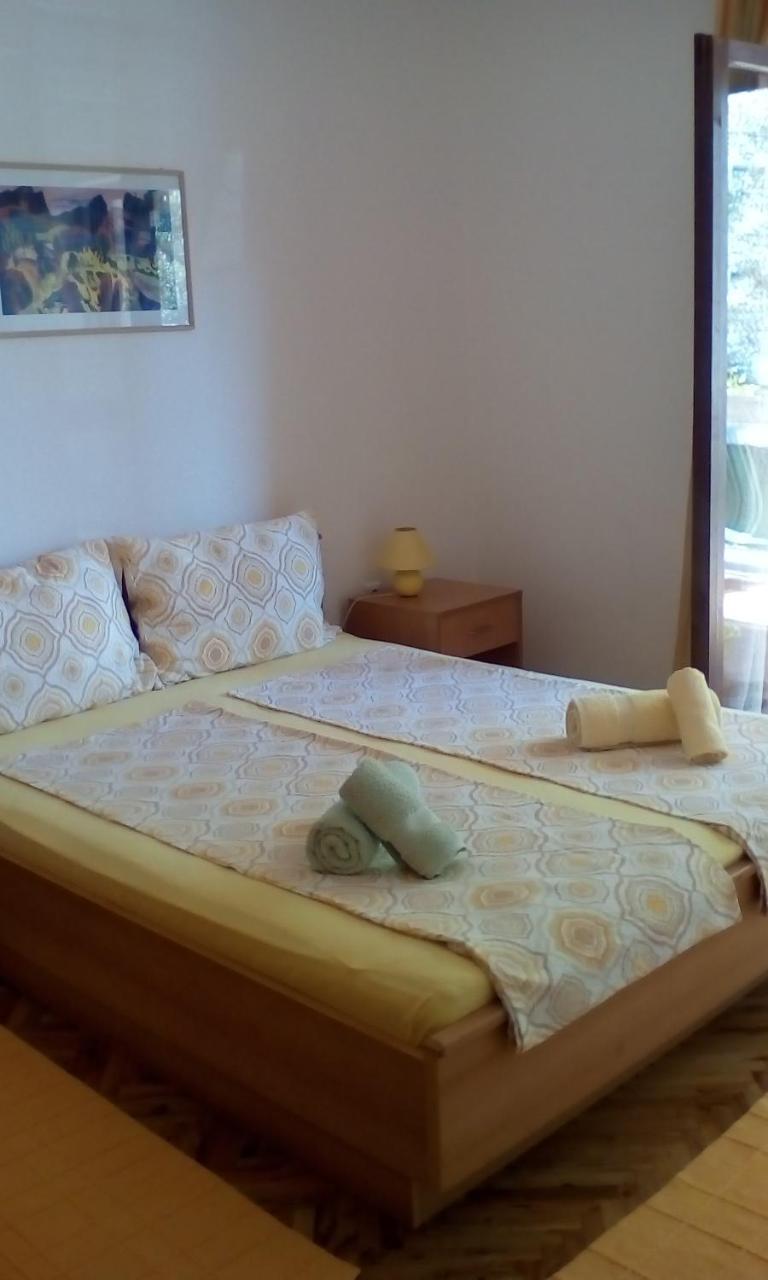 Apartment Gotovina 비오그라드나모루 외부 사진